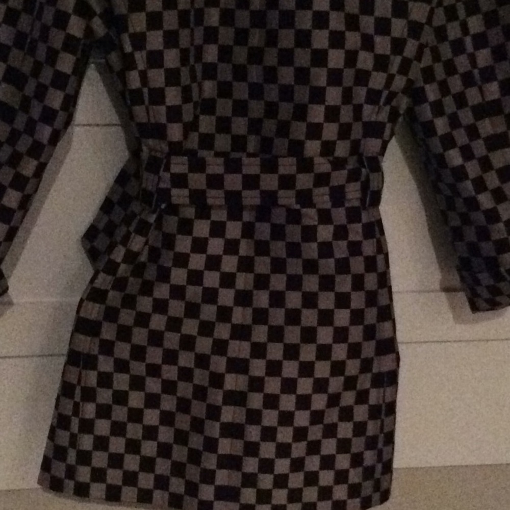 Jacket - Picture 2 of 3